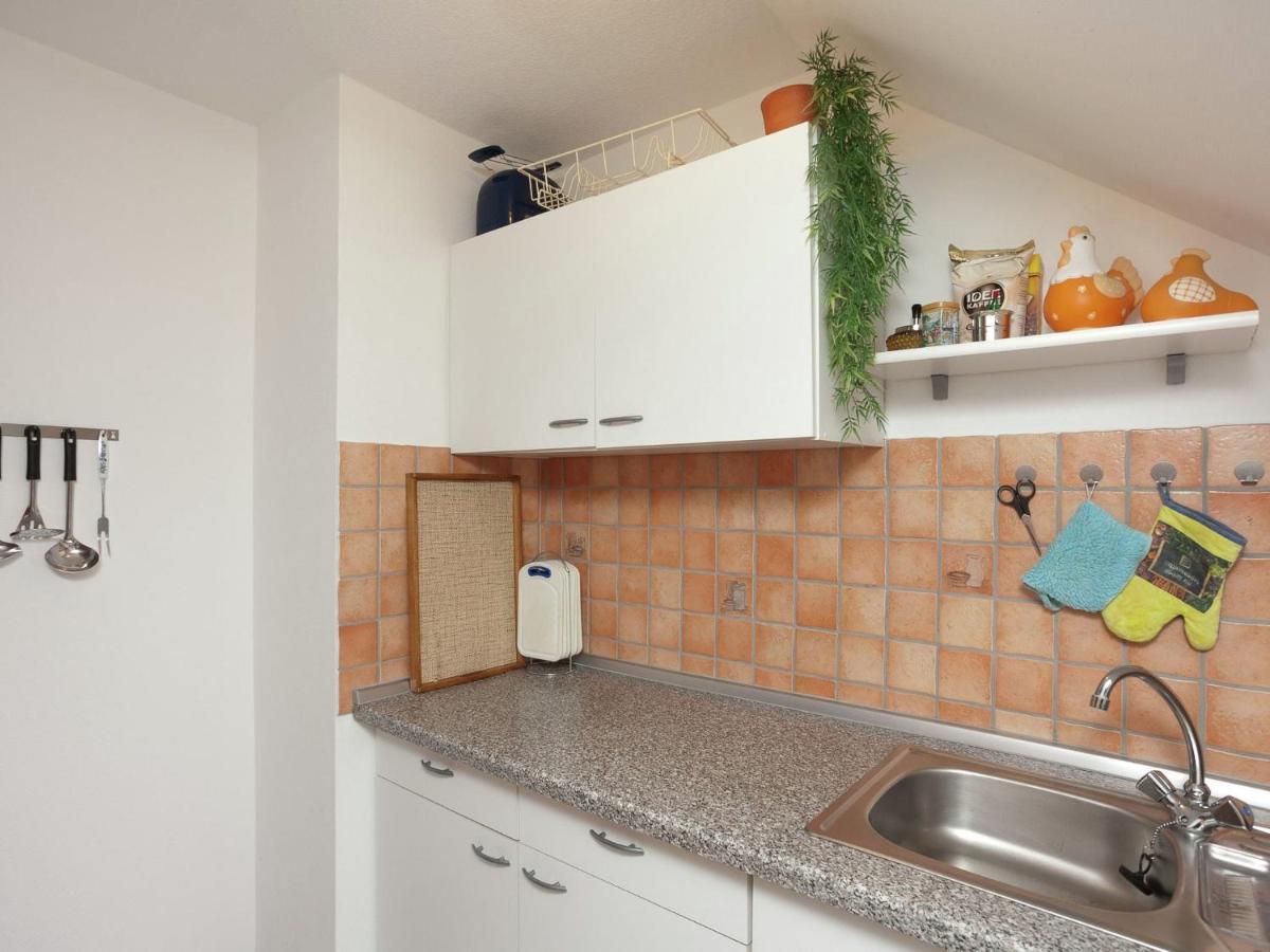 Flat In Polle Near The Forest Exterior foto